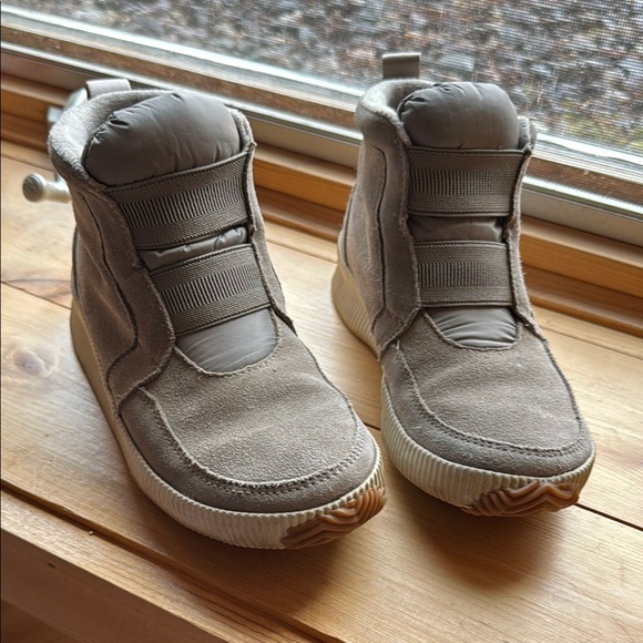Sorel Shoes - Sorel Out N About Gray High-Top Boot
